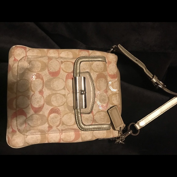 Coach side purse - Picture 3 of 6